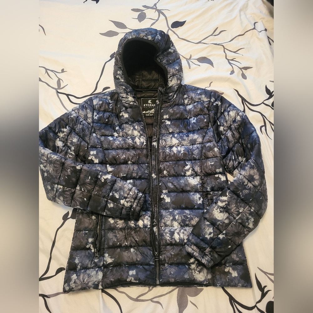 Light Puffer Jacket Kyodan ( Made In Canada ) Flower Patern Size Xs